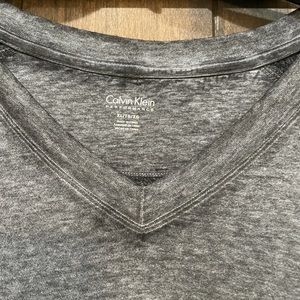 Calvin Klein. Grey Shortsleeve Top.